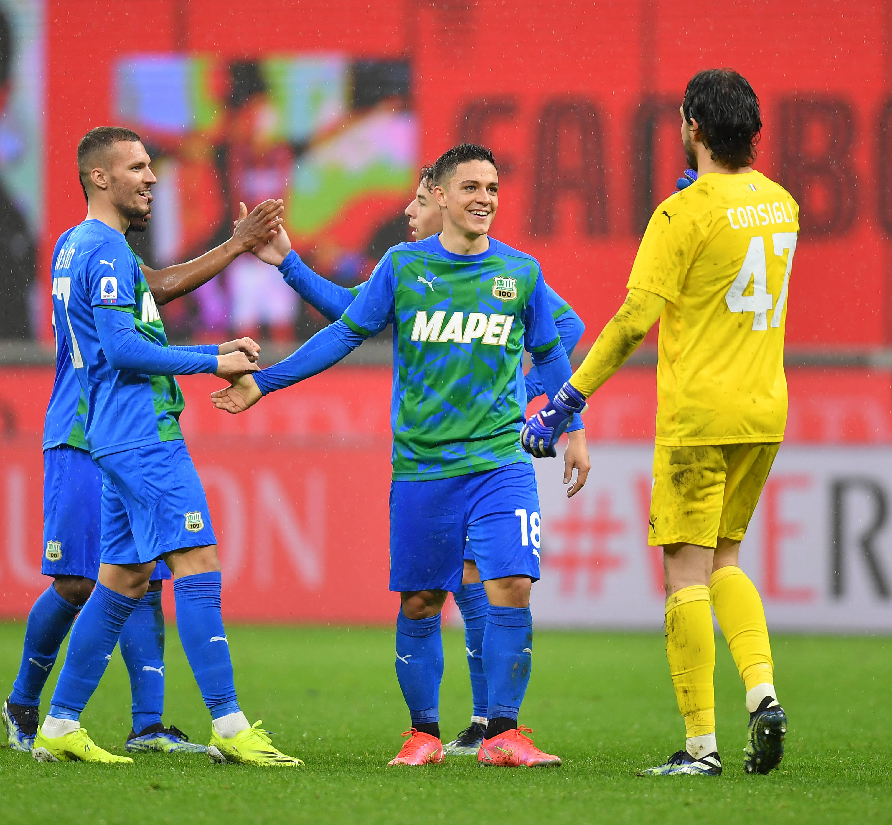 关于利沃诺主场逼平克罗托内,争夺胜利的信息 关于利沃诺主场逼平克罗托内,争夺胜利的信息