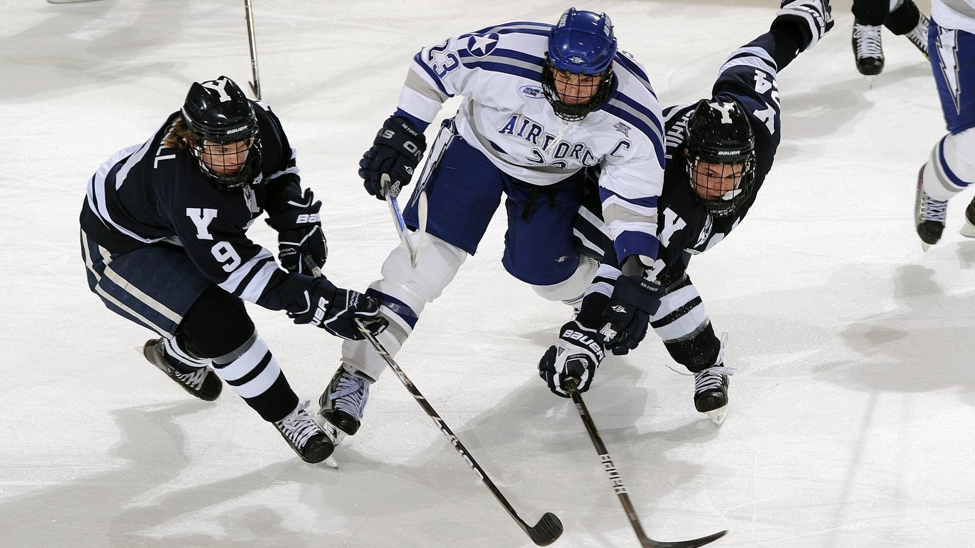 霍勒迪单骑救主,山西队火力全开压制湖人,展现团队篮球新高度