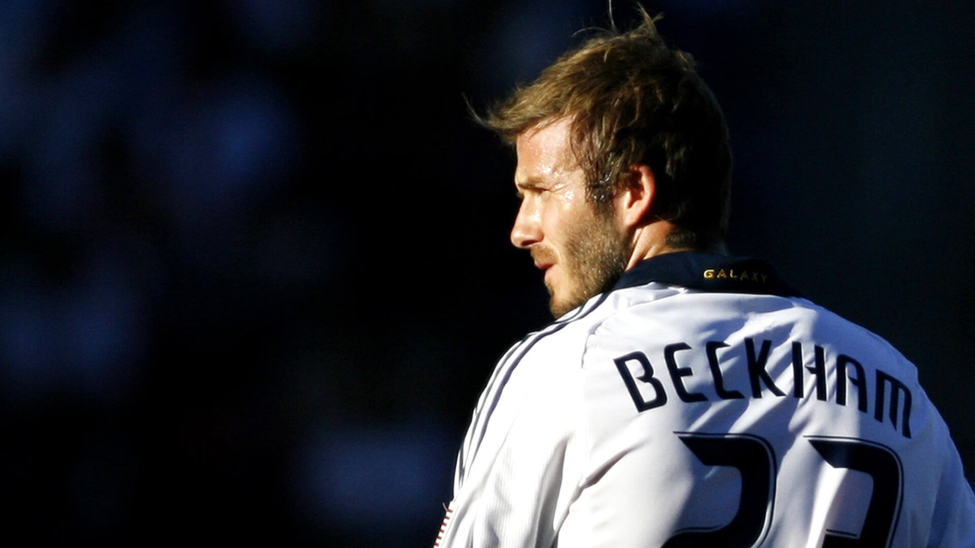 欧冠淘汰赛焦点战，广东队防守锁死猛龙