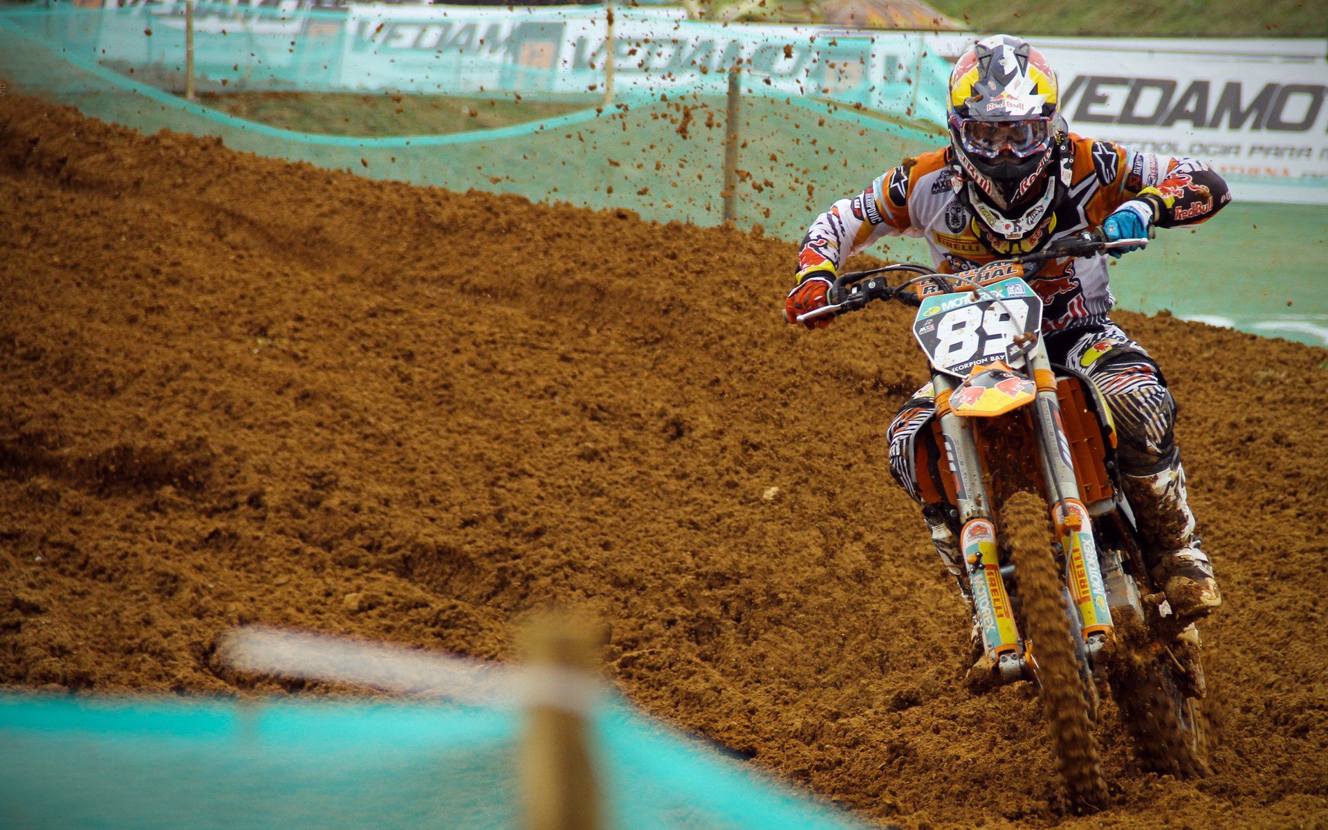 爱游戏下载-皮克式统治，拜仁逆转那不勒斯的战术密码与意志丰碑